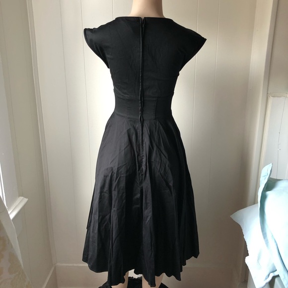 Beautiful Black fit and flare dress - Picture 4 of 7